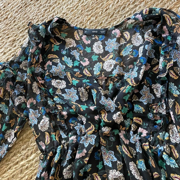 Mango Sheer Floral Black Mini Dress with Belt - Picture 2 of 3